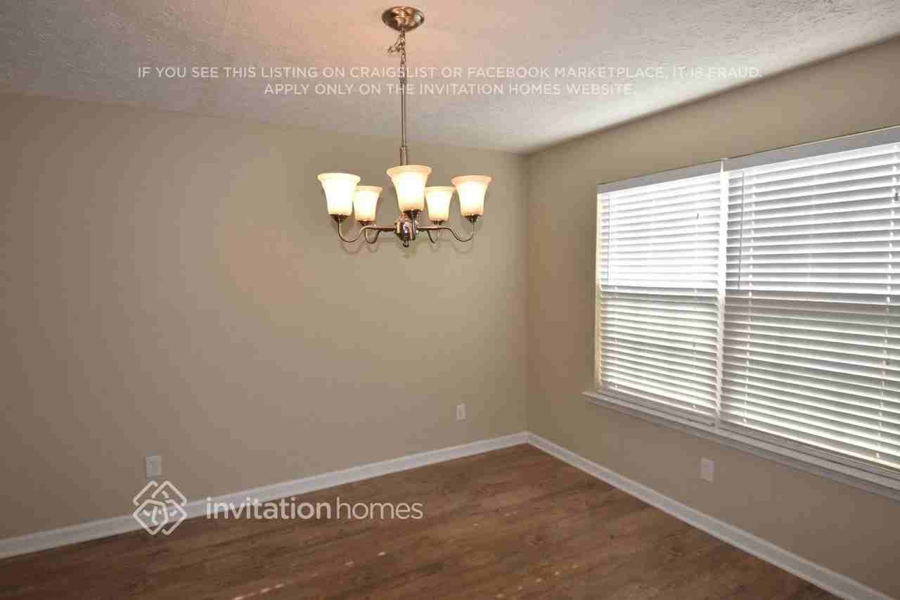 4930 Watson Farms Ln - Photo 4 of 7