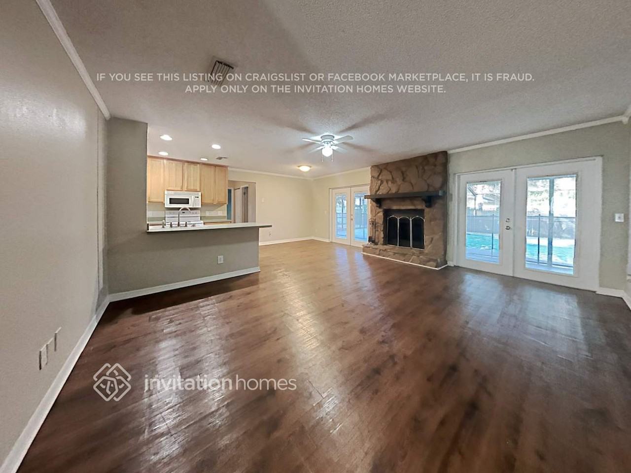 1223 Lornewood Dr - Photo 4 of 19