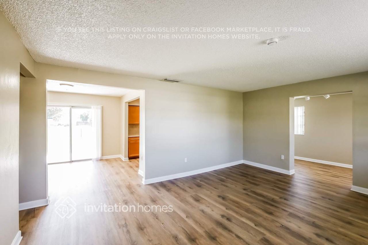 3010 Sw 97th Ct - Photo 3 of 17