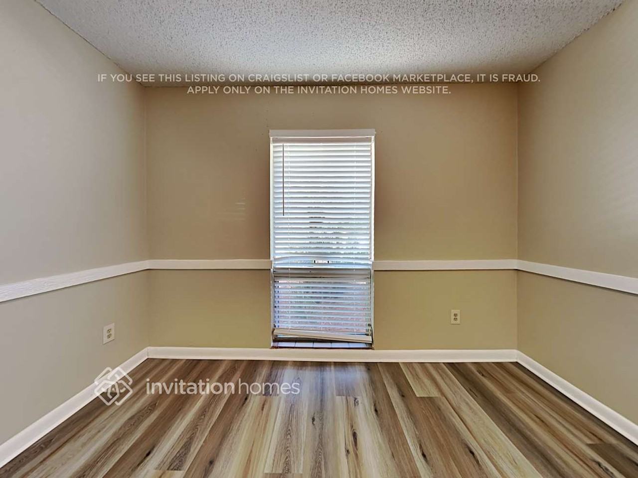 111 Fox Valley Ct - Photo 4 of 10