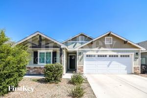 featured image of 3858 W Tamarisk Ave
