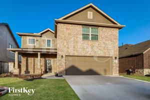 featured image of 2826 Torrey Pines Dr #DO