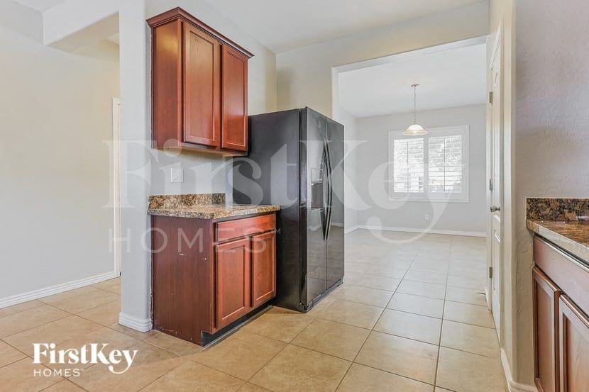 20392 N Mac Neil St - Photo 7 of 15