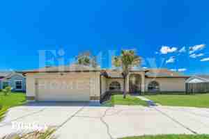 featured image of 839 Mendoza Dr