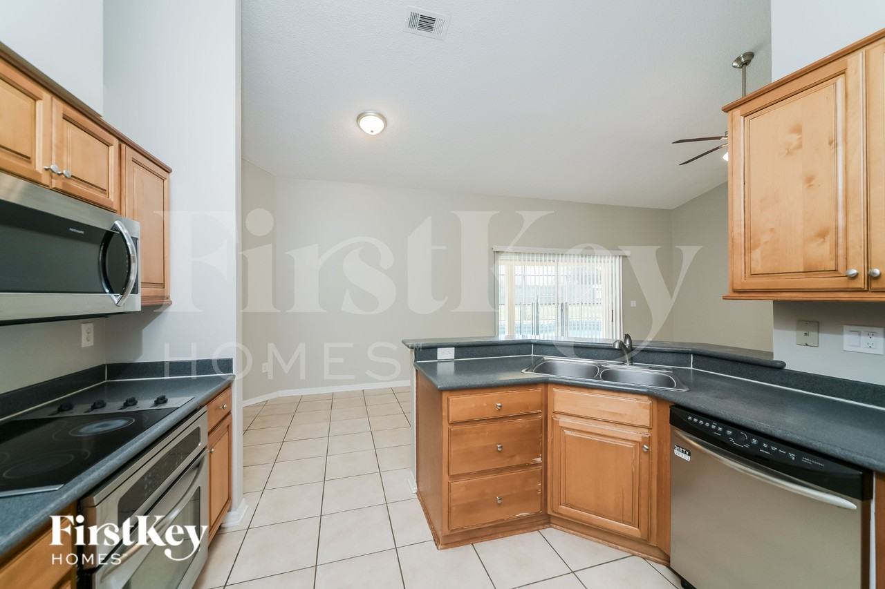 839 Mendoza Dr - Photo 7 of 20