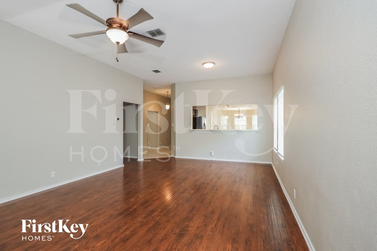 5102 Roan Brk - Photo 3 of 15