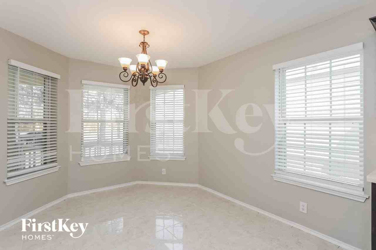 5102 Roan Brk - Photo 5 of 15