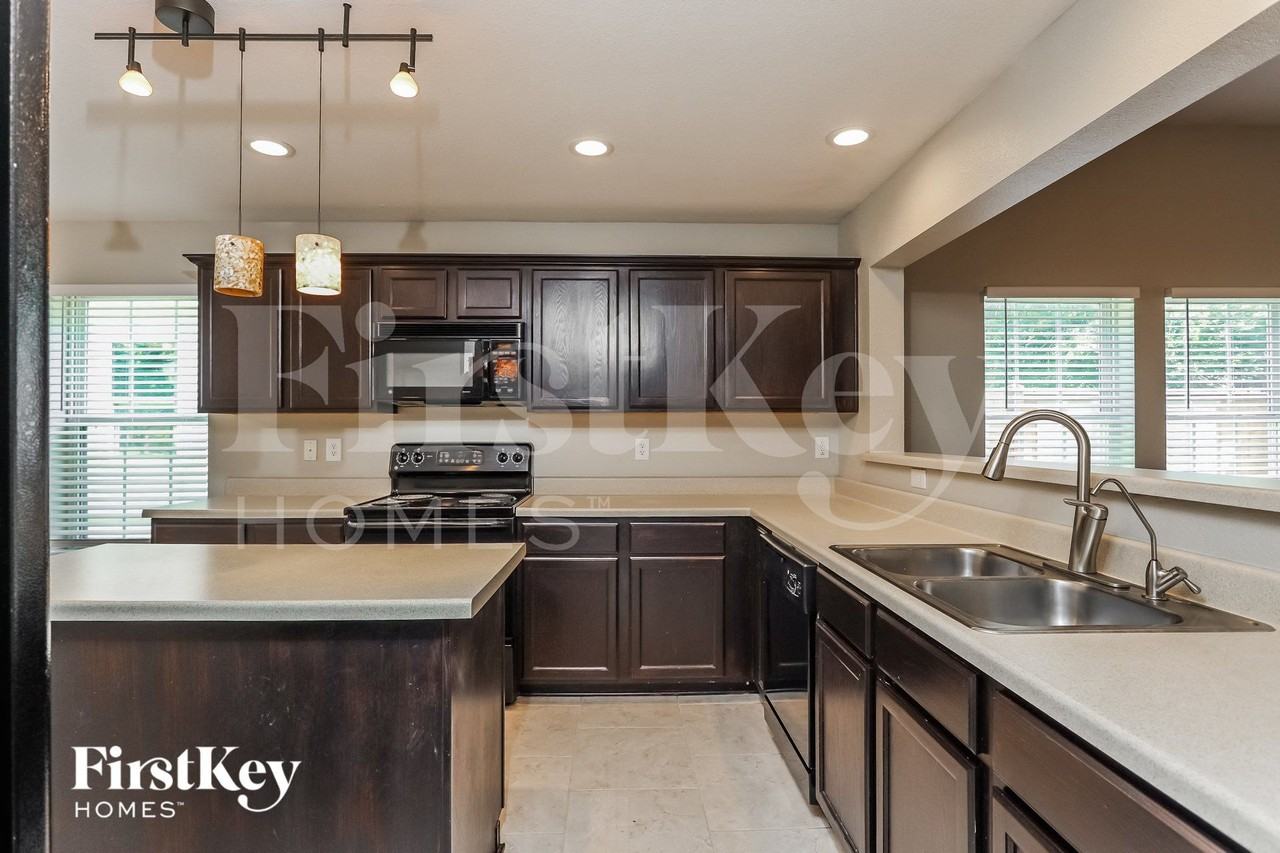 5102 Roan Brk - Photo 6 of 15