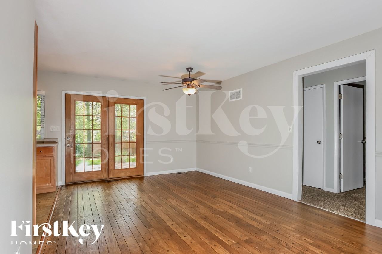 522 Ballwood Dr - Photo 5 of 15