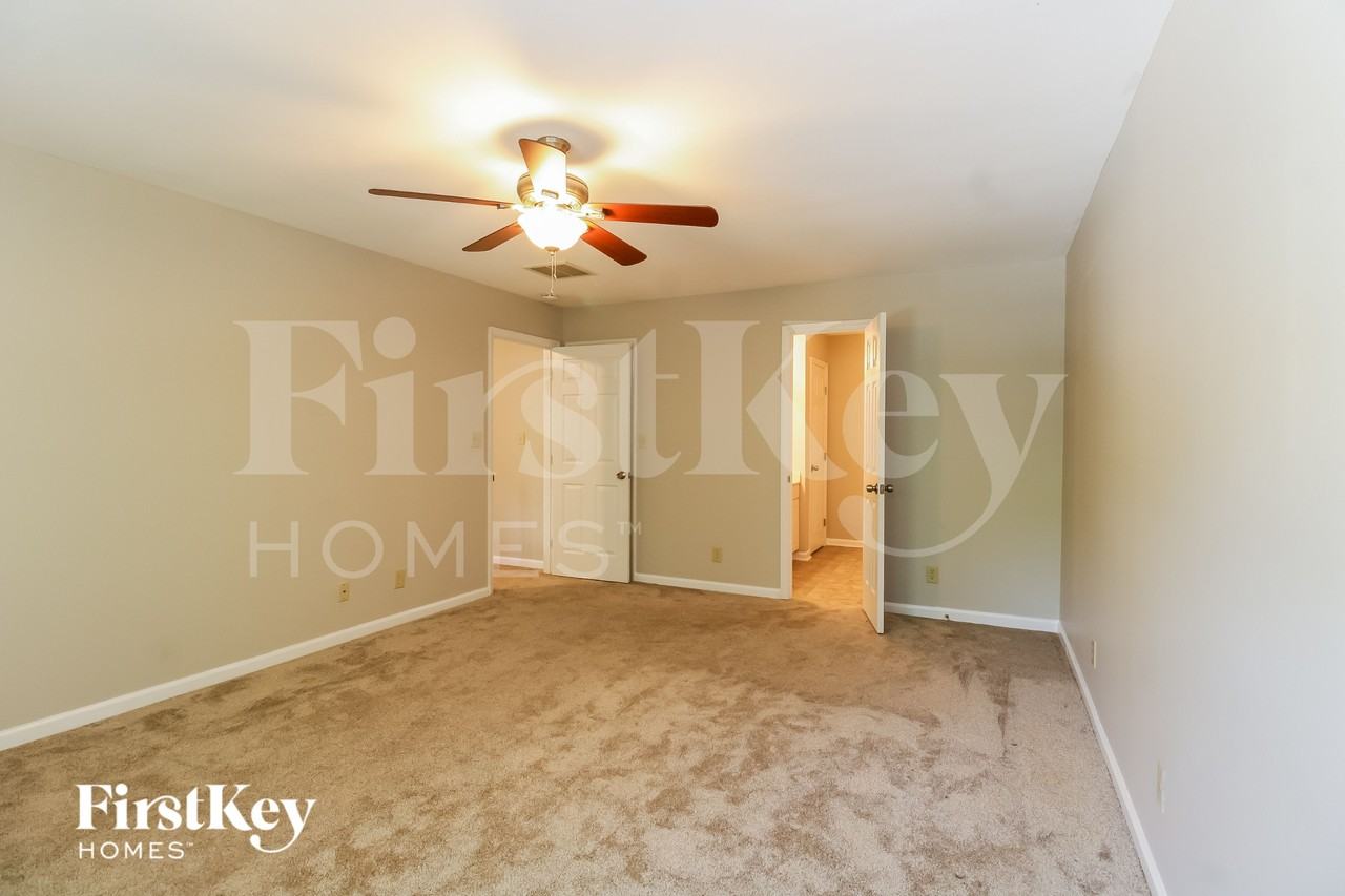 3005 Pinnacle Ct - Photo 7 of 15