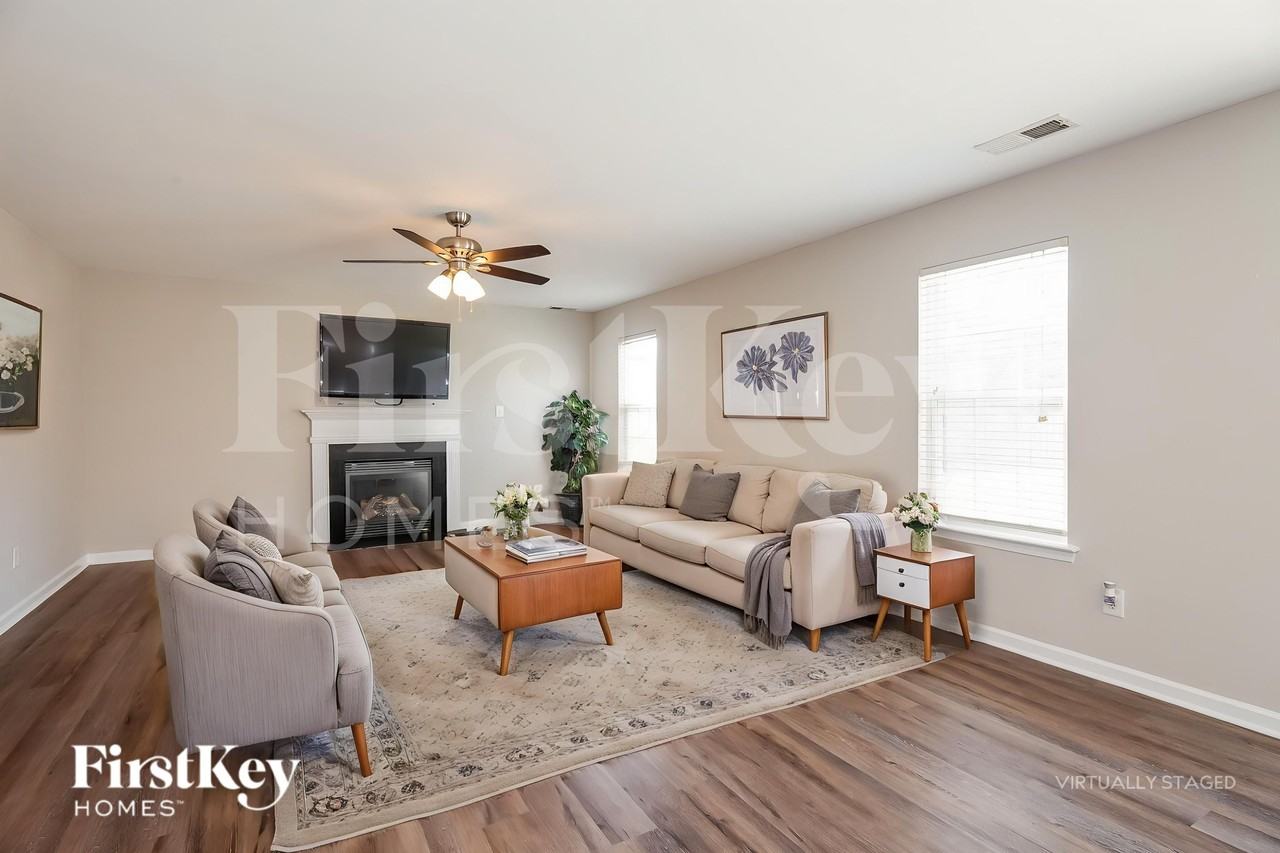 130 Rusty Nail Dr - Photo 3 of 18