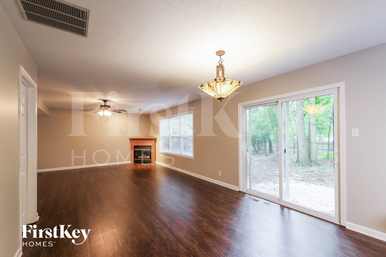 944 Breaside Ln - Photo 6 of 16