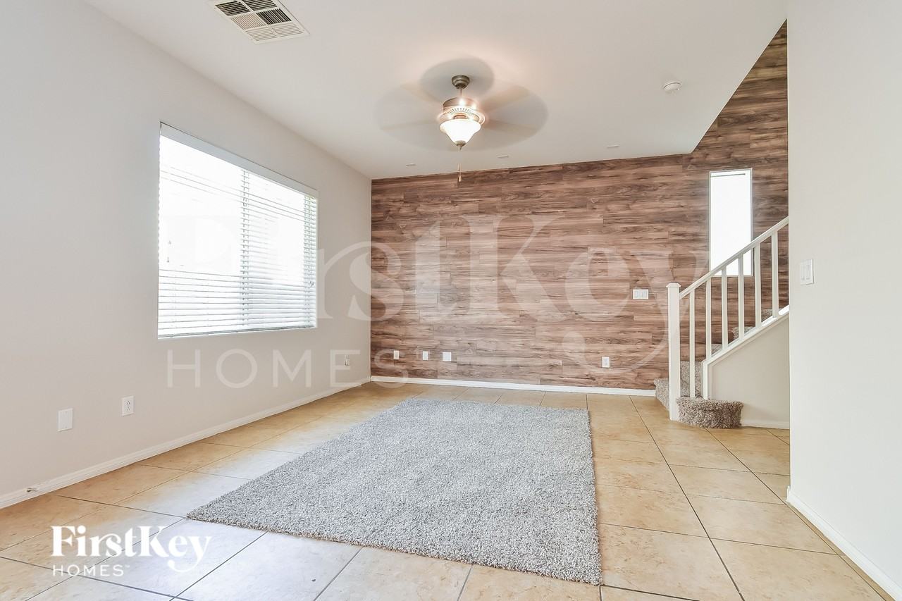 9328 Euphoria Rose Ave - Photo 3 of 19