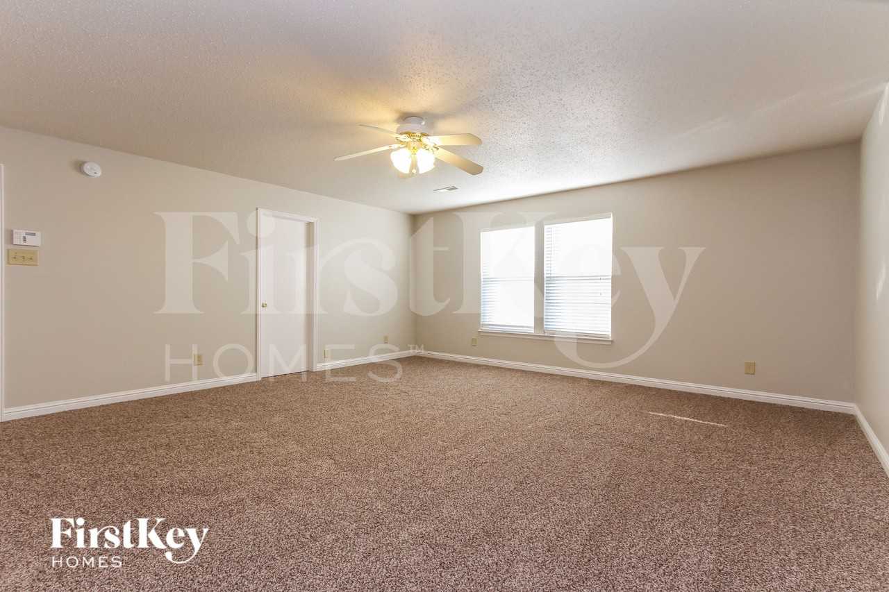 6448 Front Point Dr - Photo 7 of 16