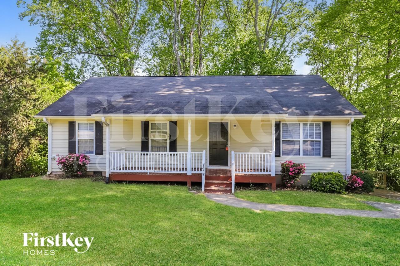 3975 Leinbach Dr - Photo 2 of 19