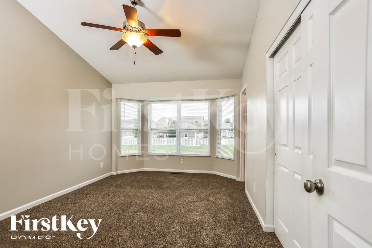 322 Aspen Creek Dr - Photo 7 of 15