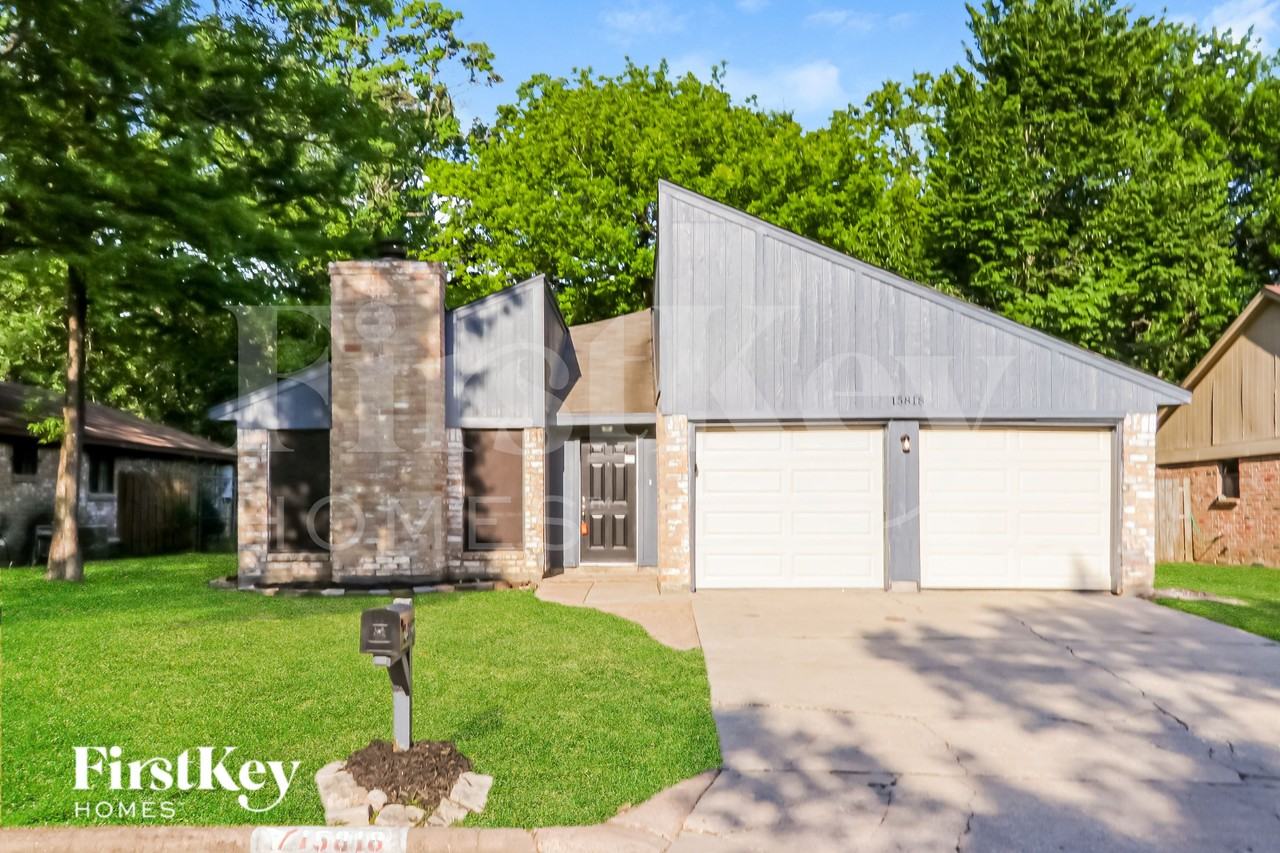 15818 Nutcracker Ct