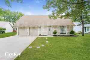 featured image of 14128 S Summertree Ln