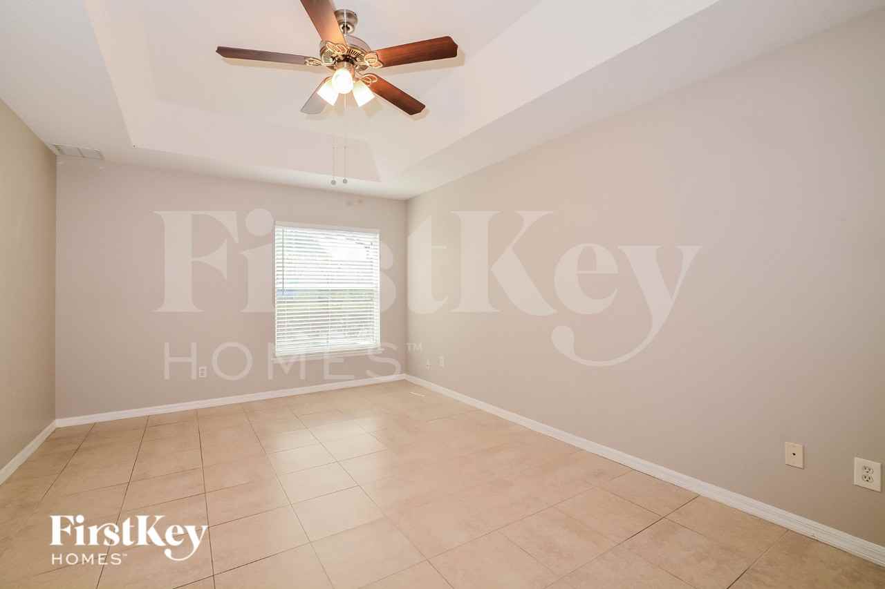 13219 Lakewind Dr - Photo 7 of 16