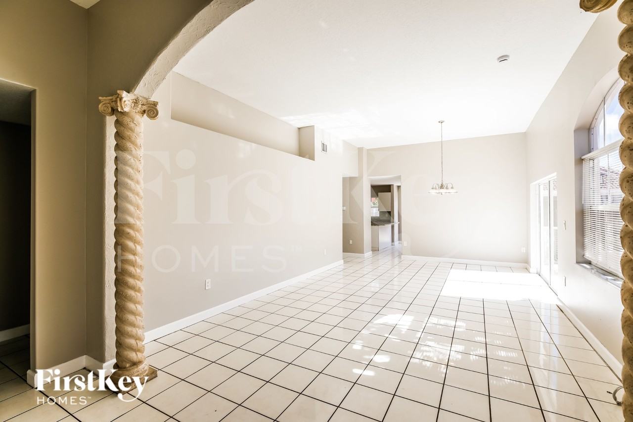 12964 Nwlane - Photo 3 of 20
