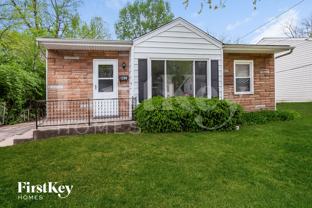 1290 Washington St - Photo 1 of 1