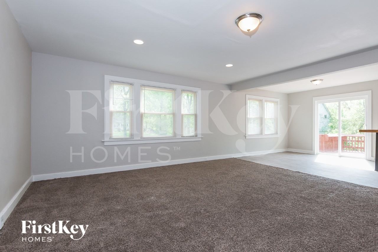 12303 Benham Rd - Photo 4 of 18