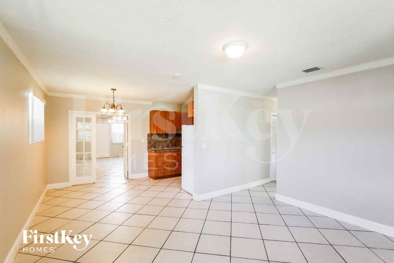 11460 Sw 199th St - Photo 2 of 20