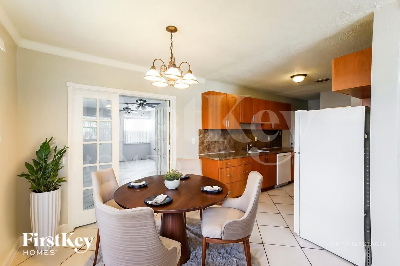 11460 Sw 199th St - Photo 6 of 20