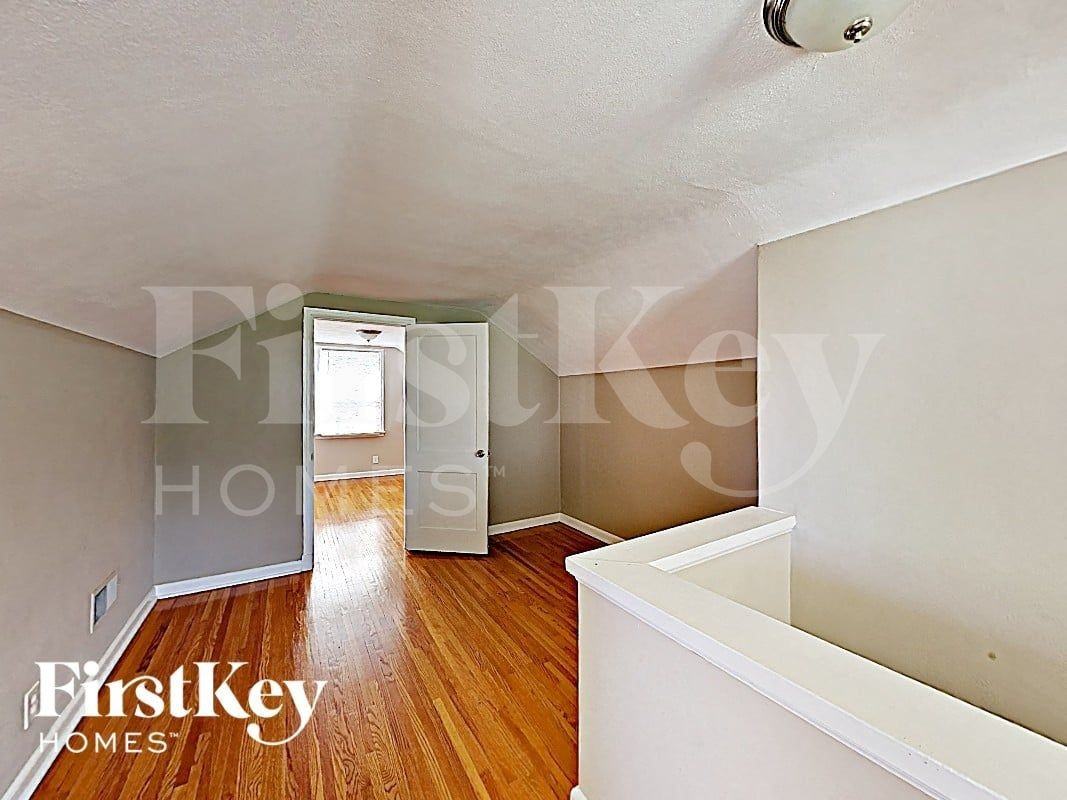 11251 Old Halls Ferry Rd - Photo 4 of 18