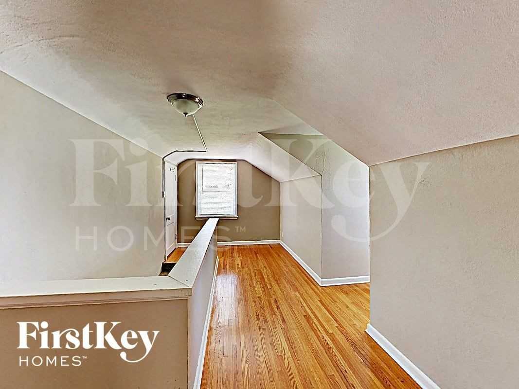 11251 Old Halls Ferry Rd - Photo 5 of 18