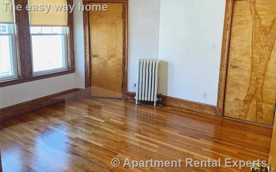 19 Adams St - Photo 5 of 21