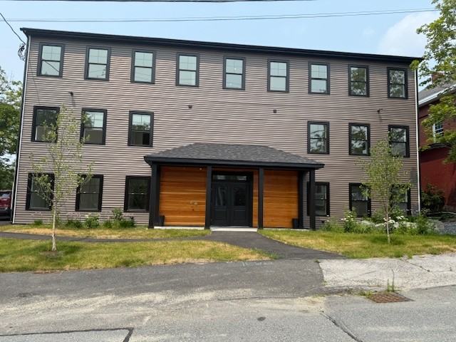 64 Pine St #1B