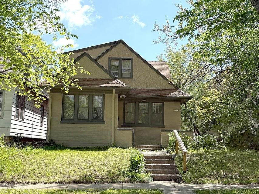 4752 N 38th St #2 - Photo 2 of 14