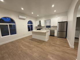 1332 S Burnside Ave #1332 - Photo 1 of 1