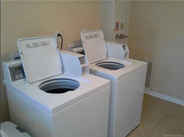 311 Barbour St #B - Photo 2 of 2