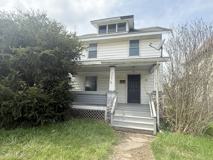 726 Baldwin Ave - Photo 1 of 1