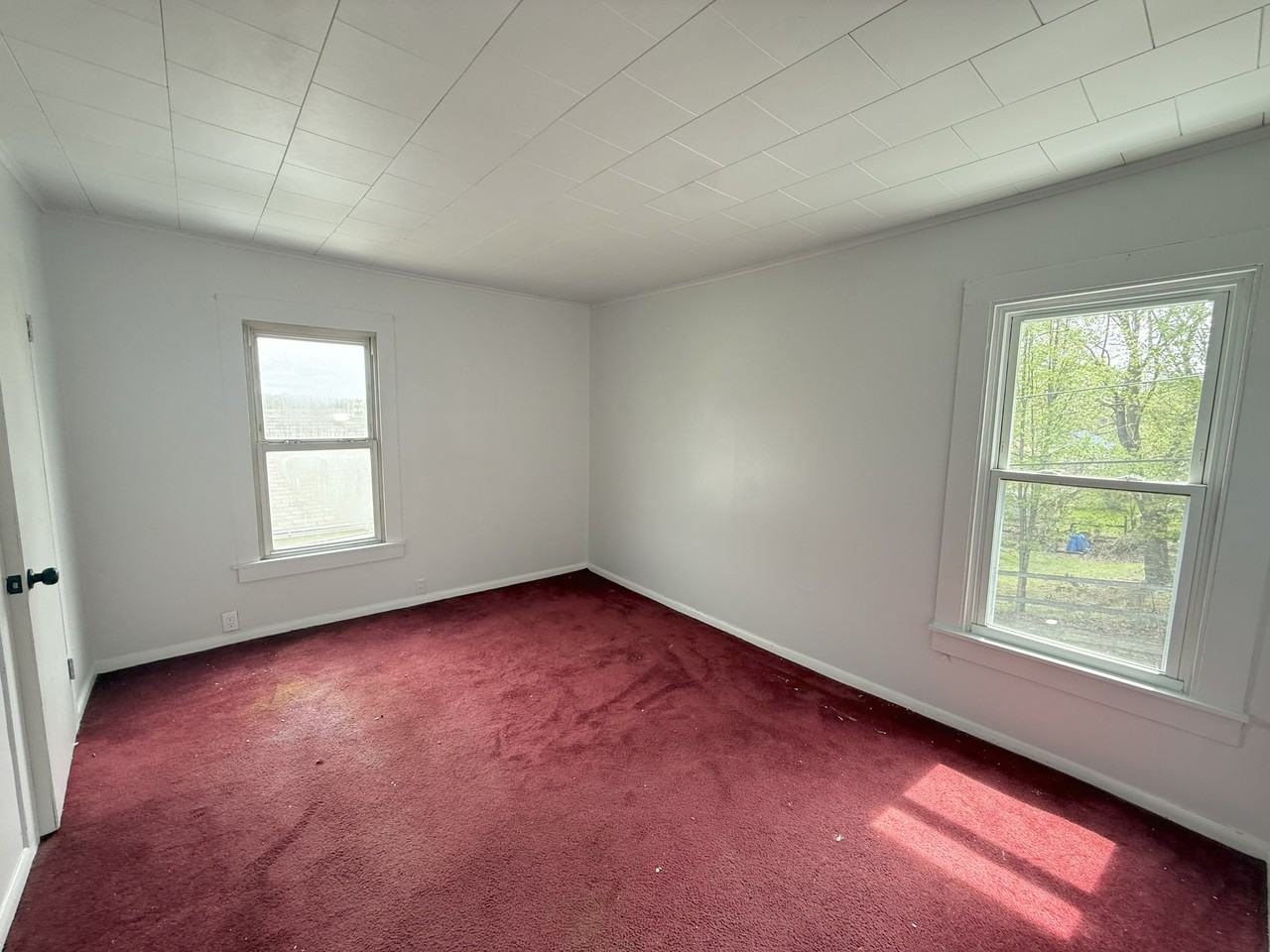 358 Russell St - Photo 7 of 7