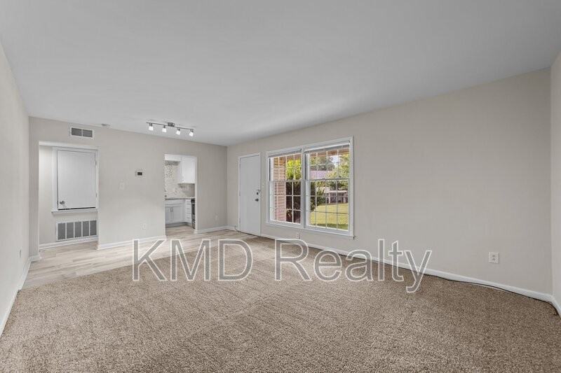 4605 Coronado Dr #Q - Photo 3 of 12