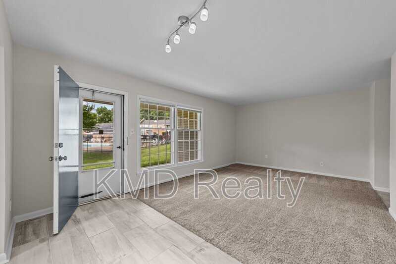 4605 Coronado Dr #Q - Photo 4 of 12