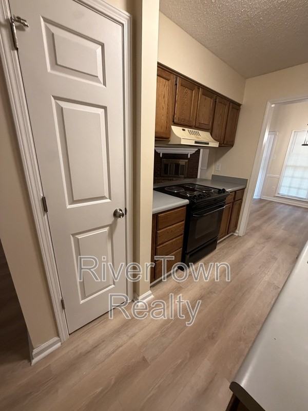 3693 Hyacinth Dr - Photo 5 of 14