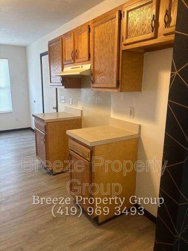 2983 Megan Cir - Photo 6 of 18