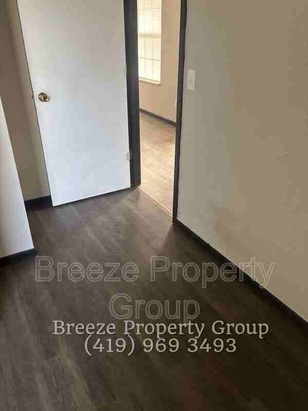 2983 Megan Cir - Photo 7 of 18