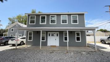 featured image of 301 W 1st St ##A