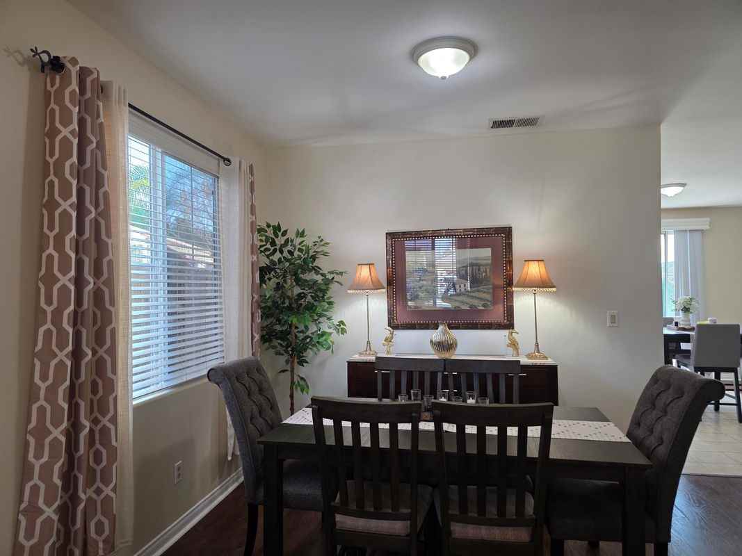 10403 Coconut Grove Ct - Photo 5 of 28