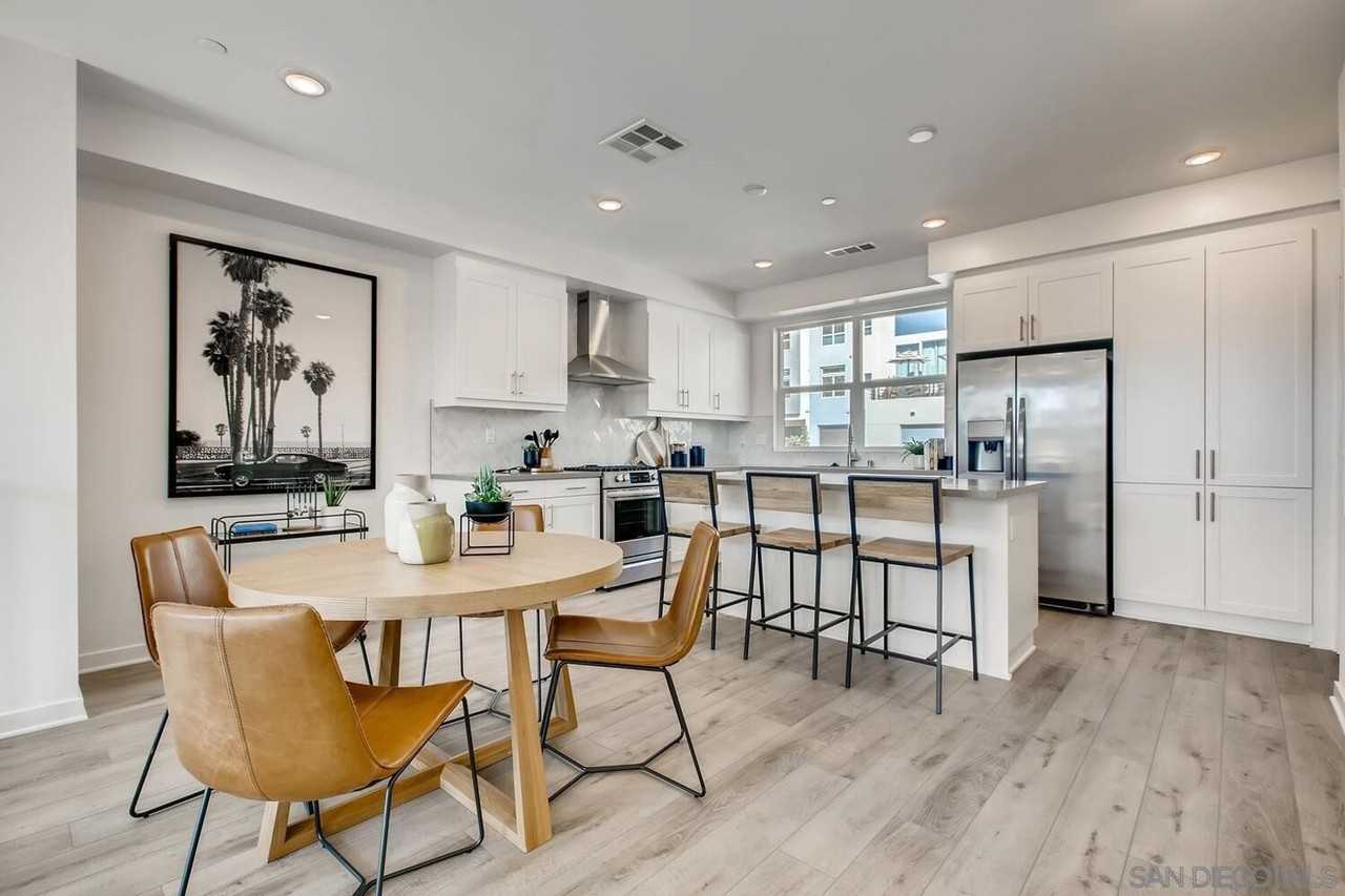 10472 San Diego Mission Rd #14 - Photo 7 of 13