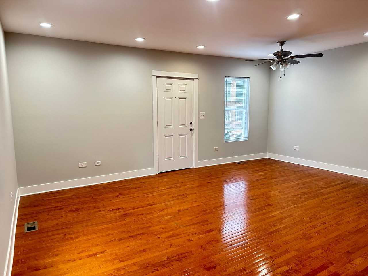 1007 - Photo 7 of 26