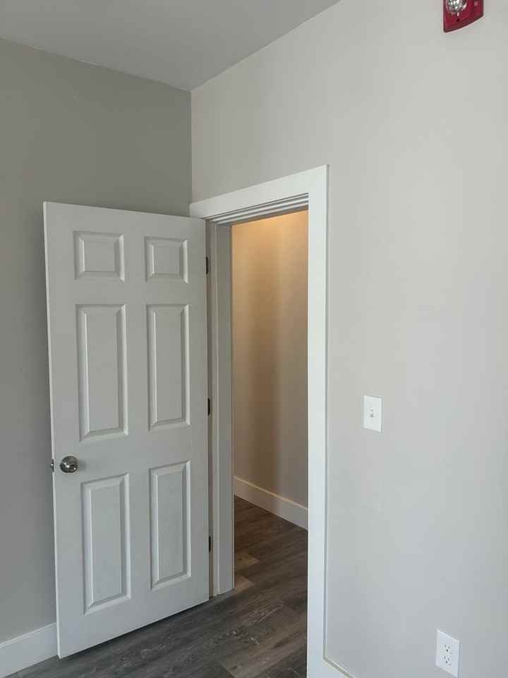 5416 Vine St - Photo 7 of 17