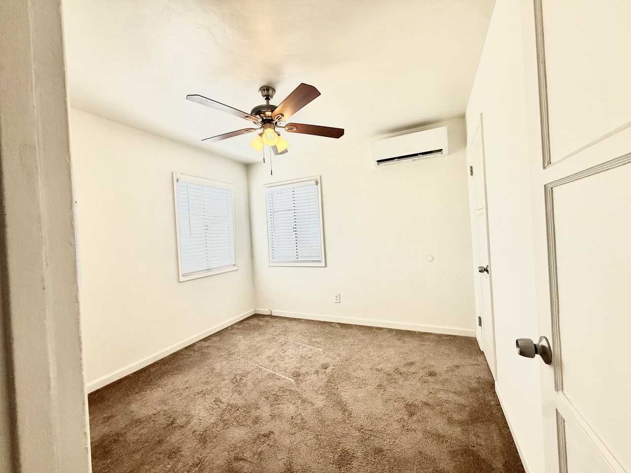 4582 Maple Ave #4582 - Photo 3 of 6