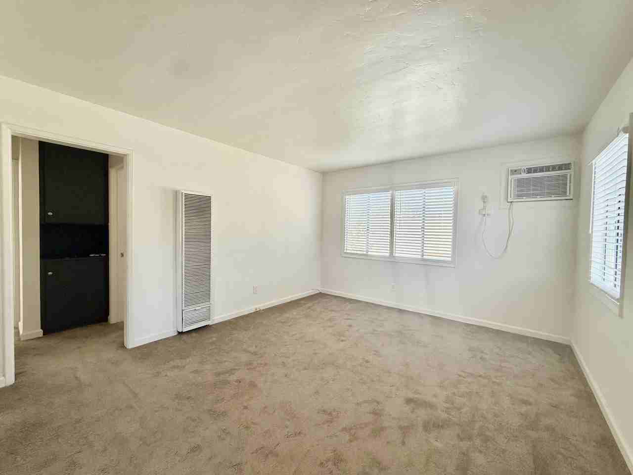 4582 Maple Ave #4582 - Photo 6 of 6