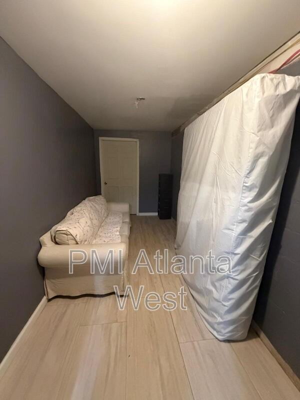 1500 Avon Ave Sw - Photo 2 of 8